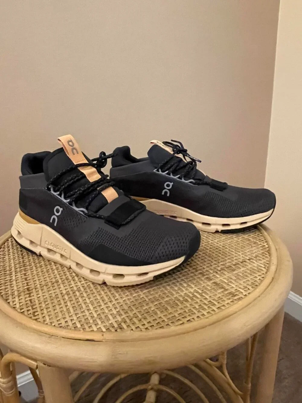 On Cloud Women's CloudTec Running Shoes Sz US 7